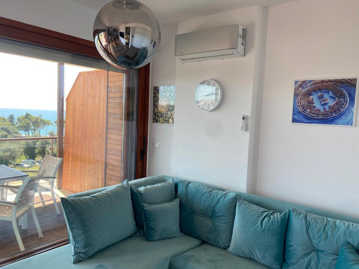 Bitcoin And Ethereum Deluxe Apartments Bar Exterior foto